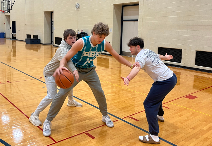 Landon Brooks playing basketball