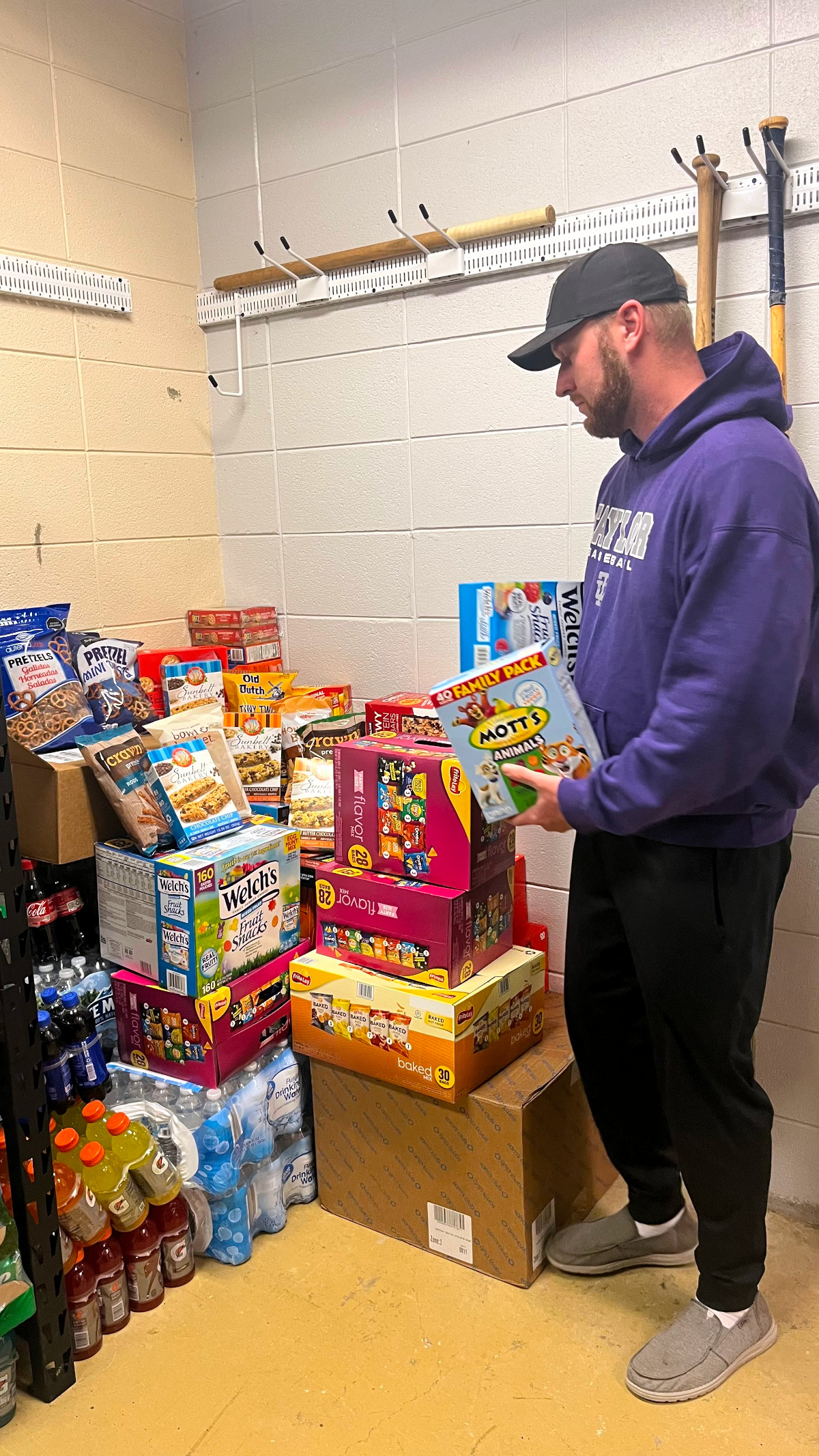 Coach with snacks