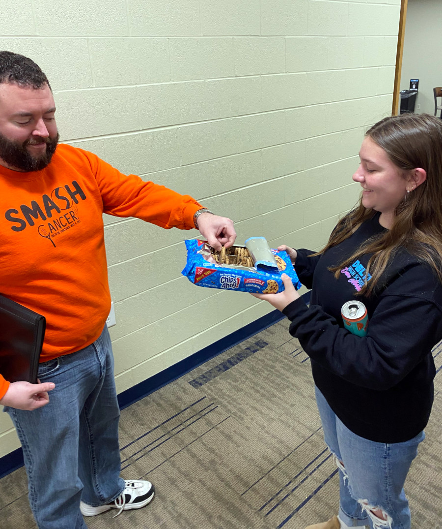 Teacher grabs cookie